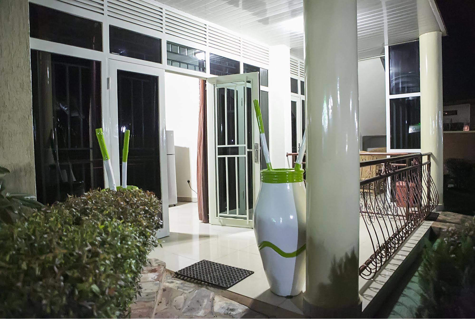 St Augustine Apartment & Hotel Kigali Dış mekan fotoğraf
